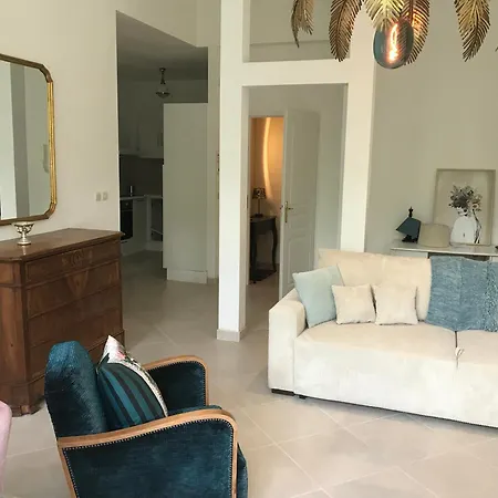 Apartamento Chateau Lacour *